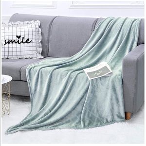 Fleece Fuzzy Throw Blanket 50 x 60